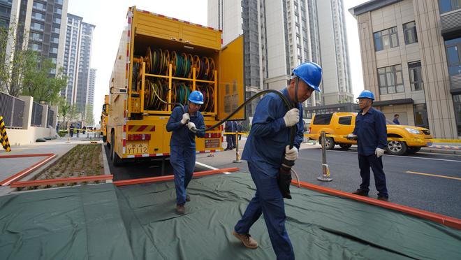 中甲综述：大连英博四连胜领跑；两升班马重庆、云南均大胜对手